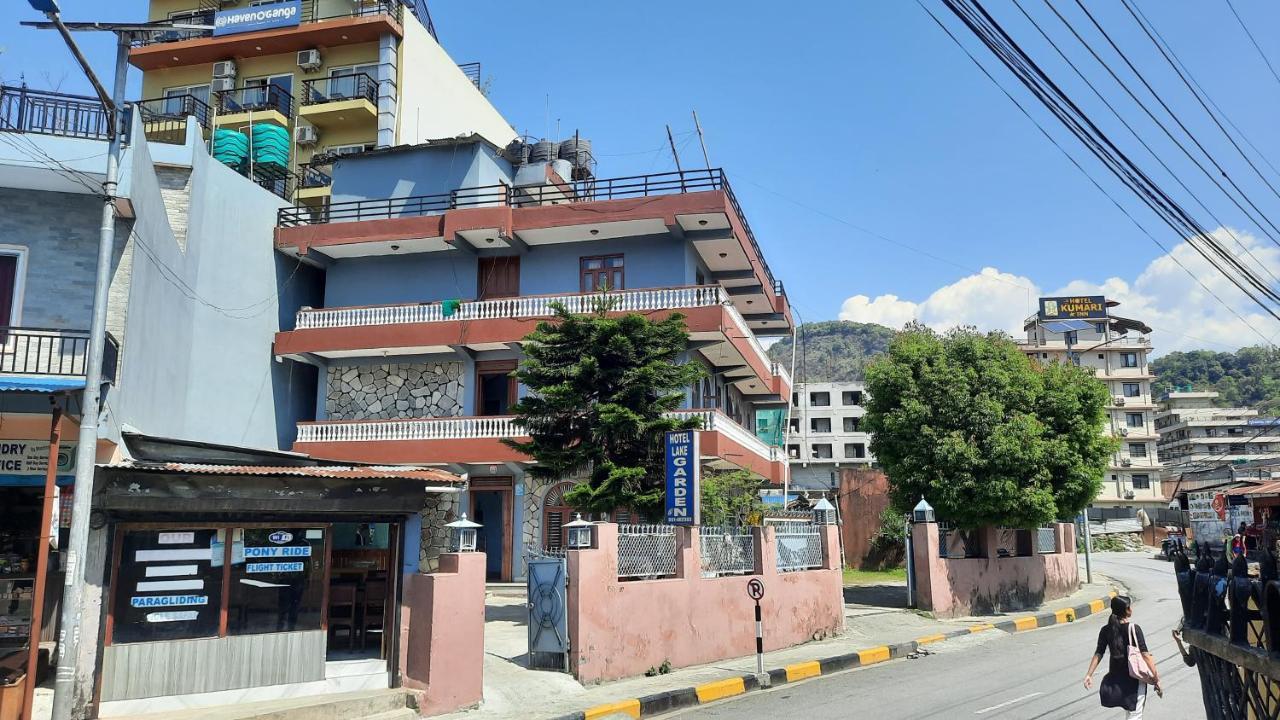 Hotel Lake Garden Pokhara Bagian luar foto